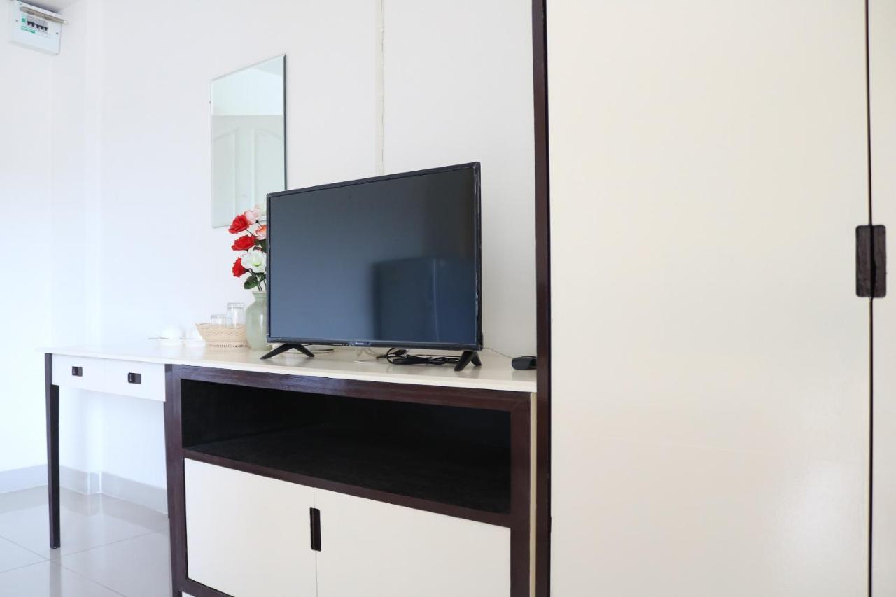 Ladapan Mansion Apartment Nonthaburi Luaran gambar
