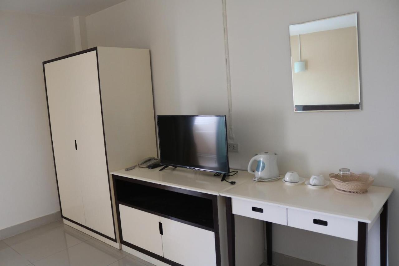 Ladapan Mansion Apartment Nonthaburi Luaran gambar